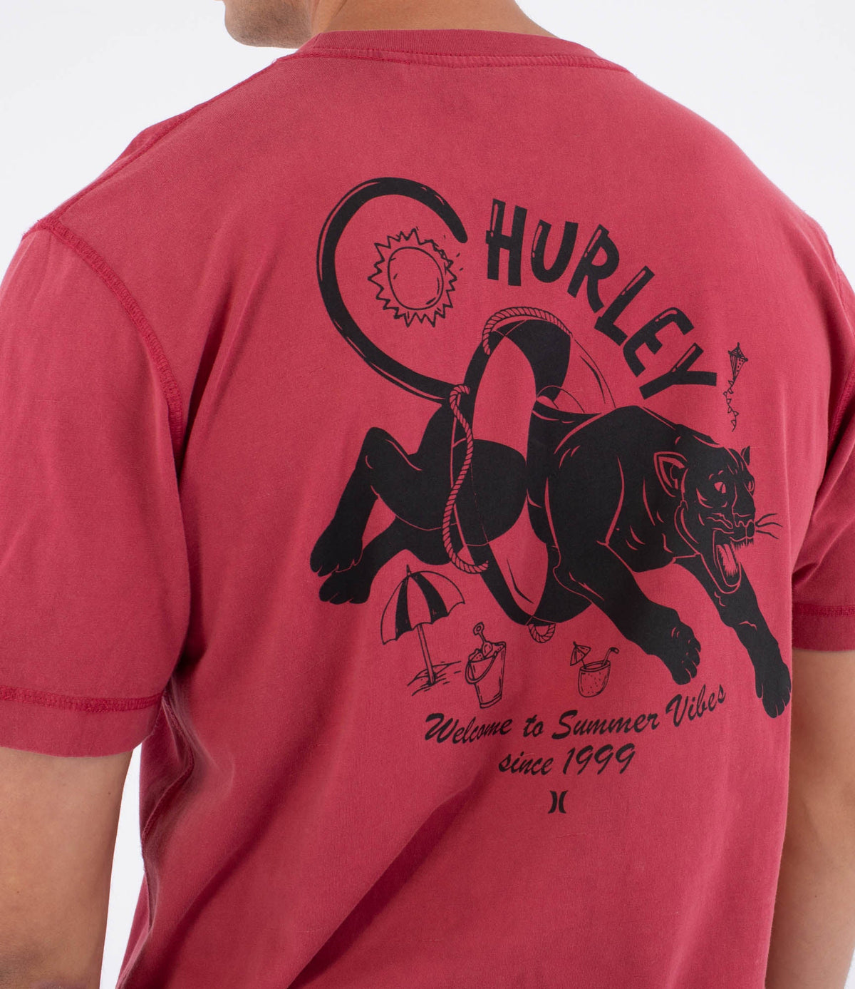 חולצת טי קצרה אדומה עם הדפס גדול בגב Hurley